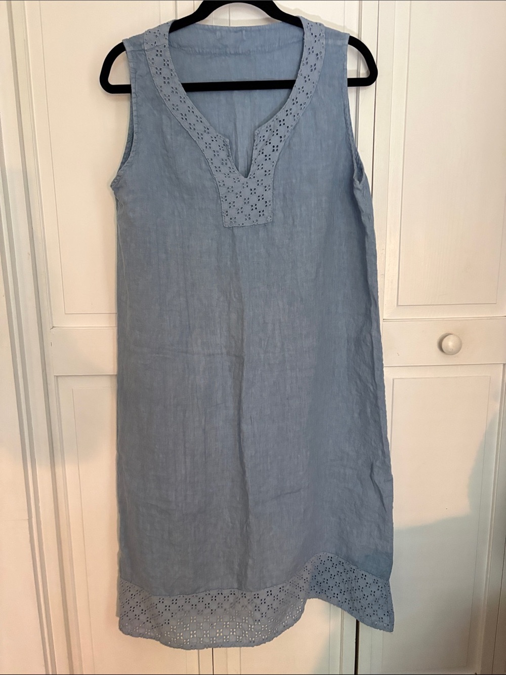 Light Blue Eyelet Trim Sleeveless Linen Dress